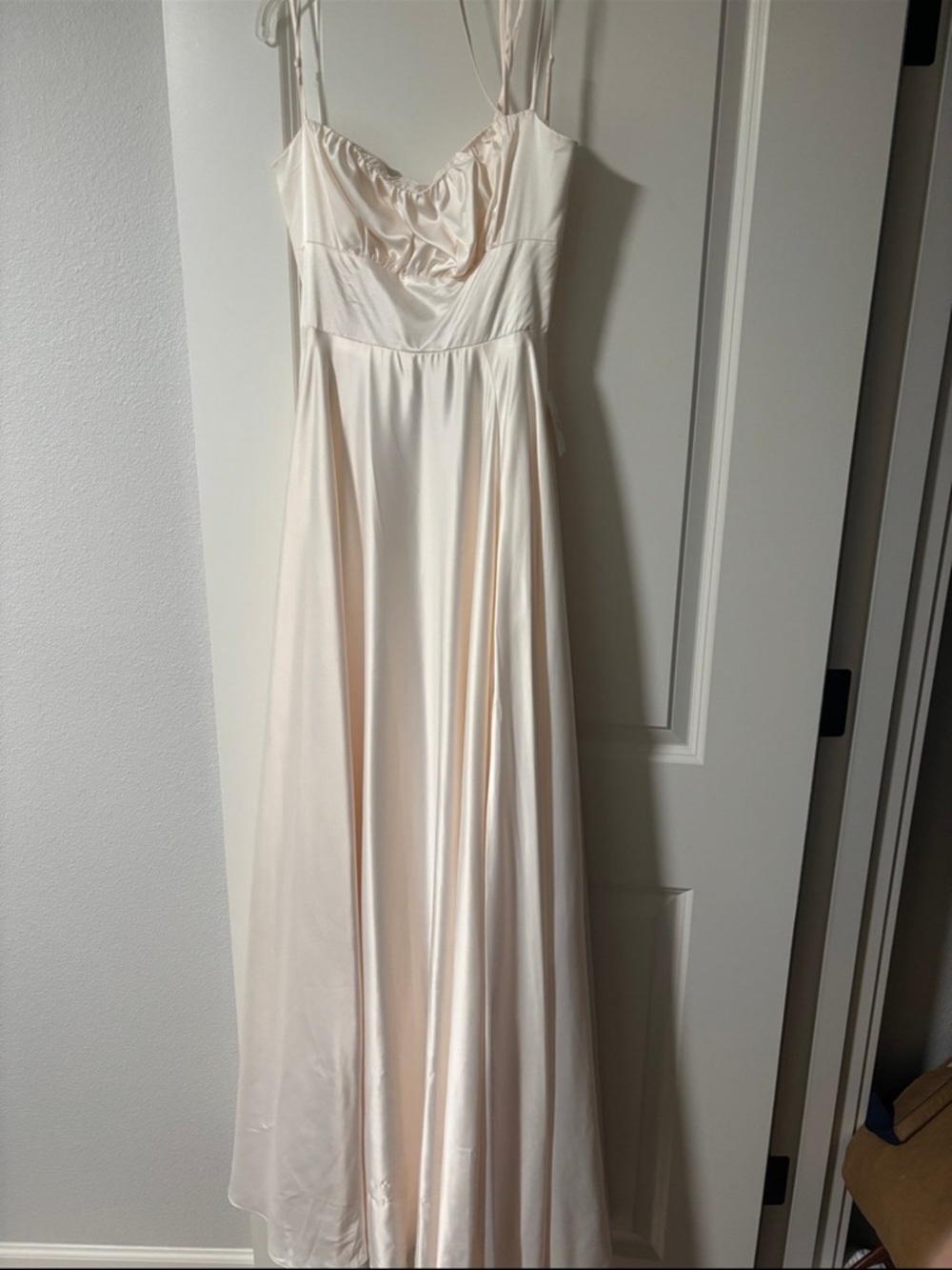 Windsor ivory cream satin dress size 6/8